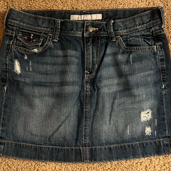 Very light weight Old Navy denim skirt - Picture 1 of 3